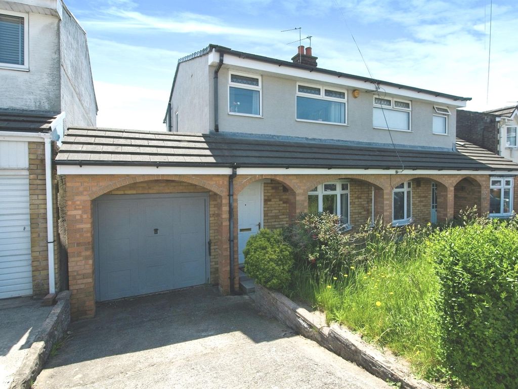 2 bed terraced house for sale in Meadow Rise, Brynna, Pontyclun CF72