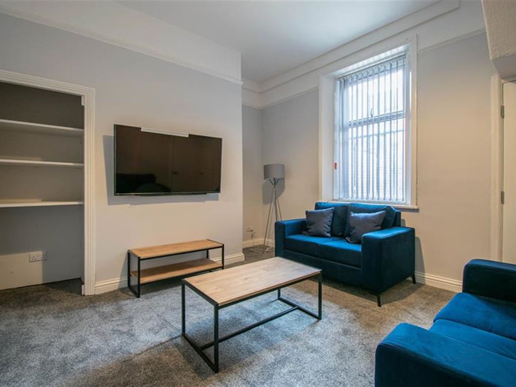 Room to rent in Croydon Road, Arthurs Hill, Newcastle Upon Tyne NE4