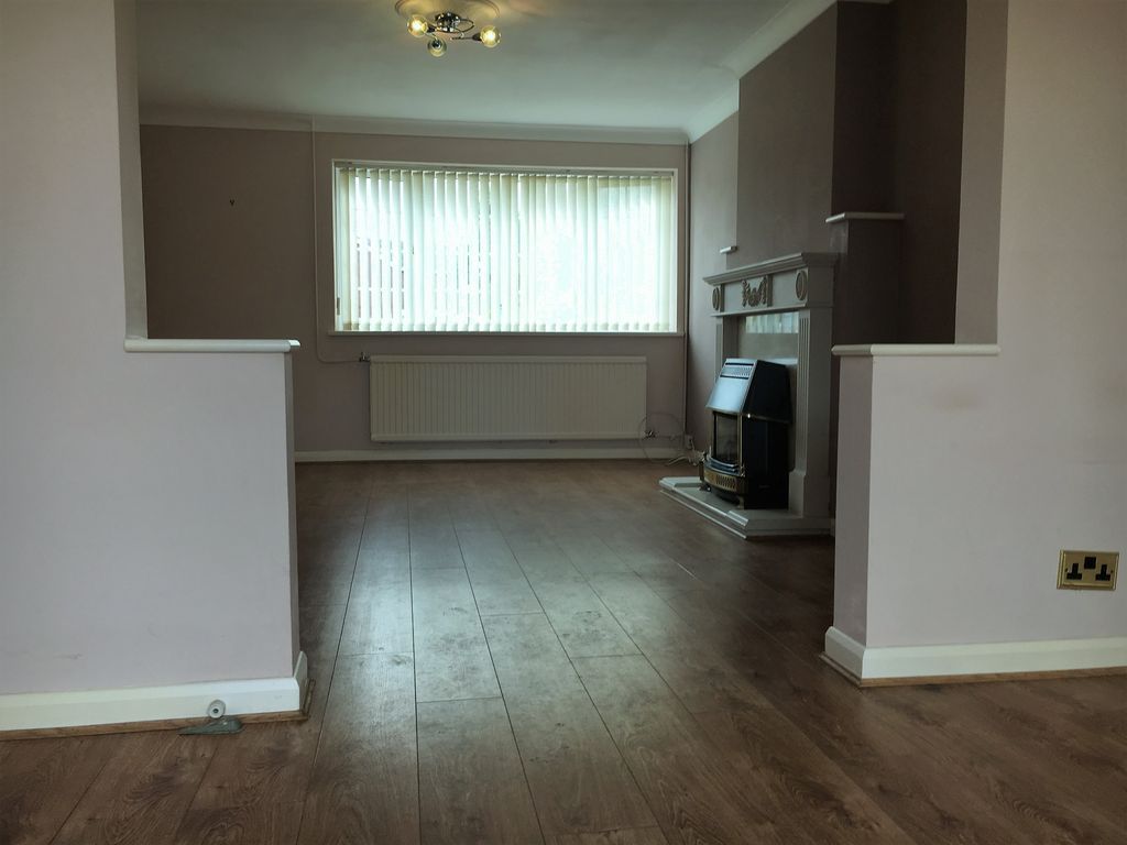 3 bed semidetached house to rent in Birkdale Road, Putnoe MK41 Zoopla