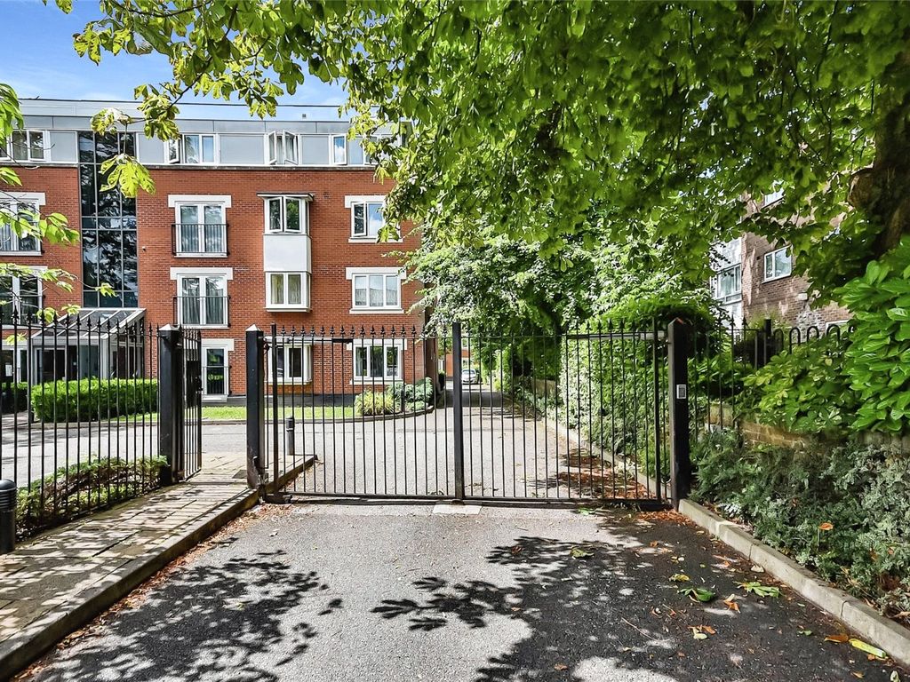 2 bed flat for sale in Manchester Road, Whalley Range, Greater