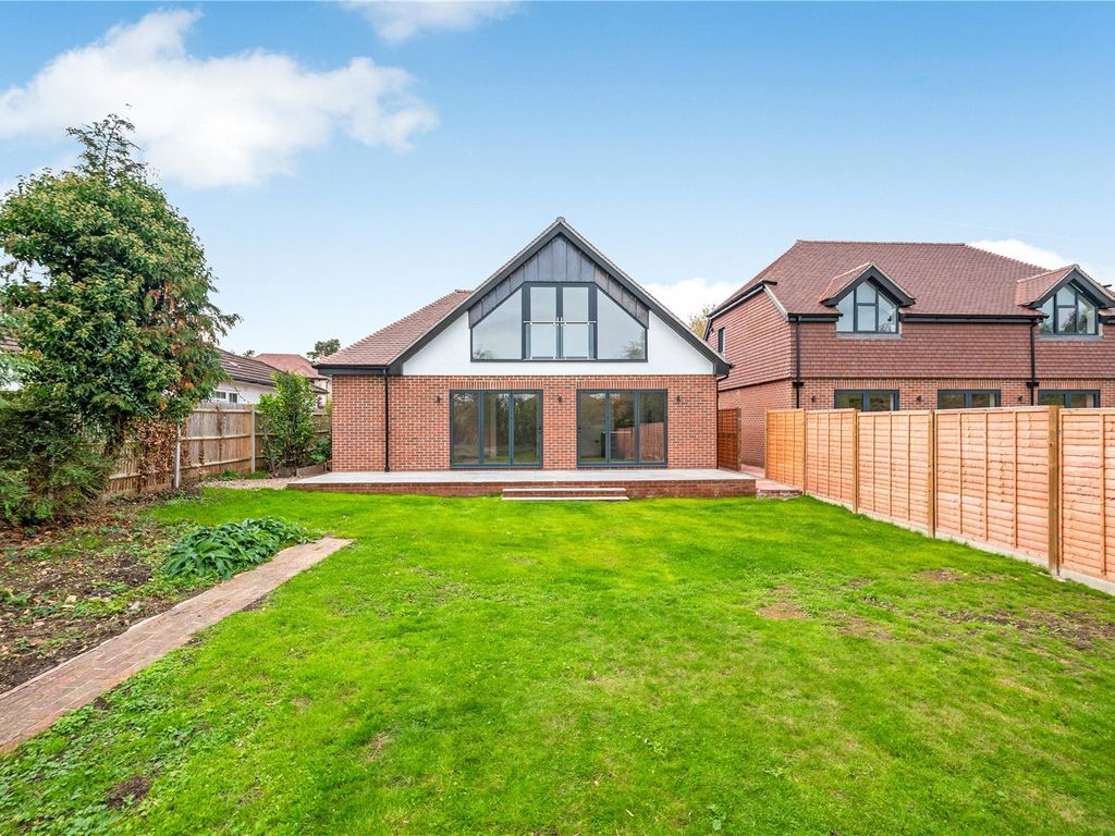 3 bed detached house for sale in Irene Road, Orpington BR6 Zoopla