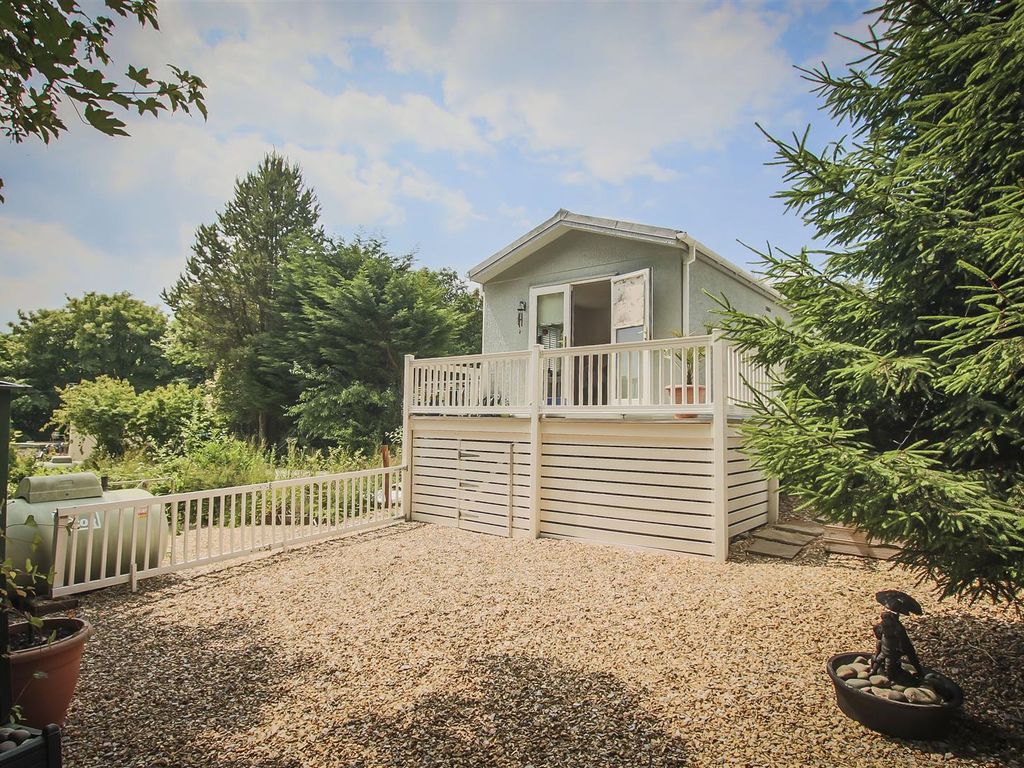 1 bed mobile/park home for sale in Eaves Hall Lane, West Bradford, Clitheroe BB7 Zoopla