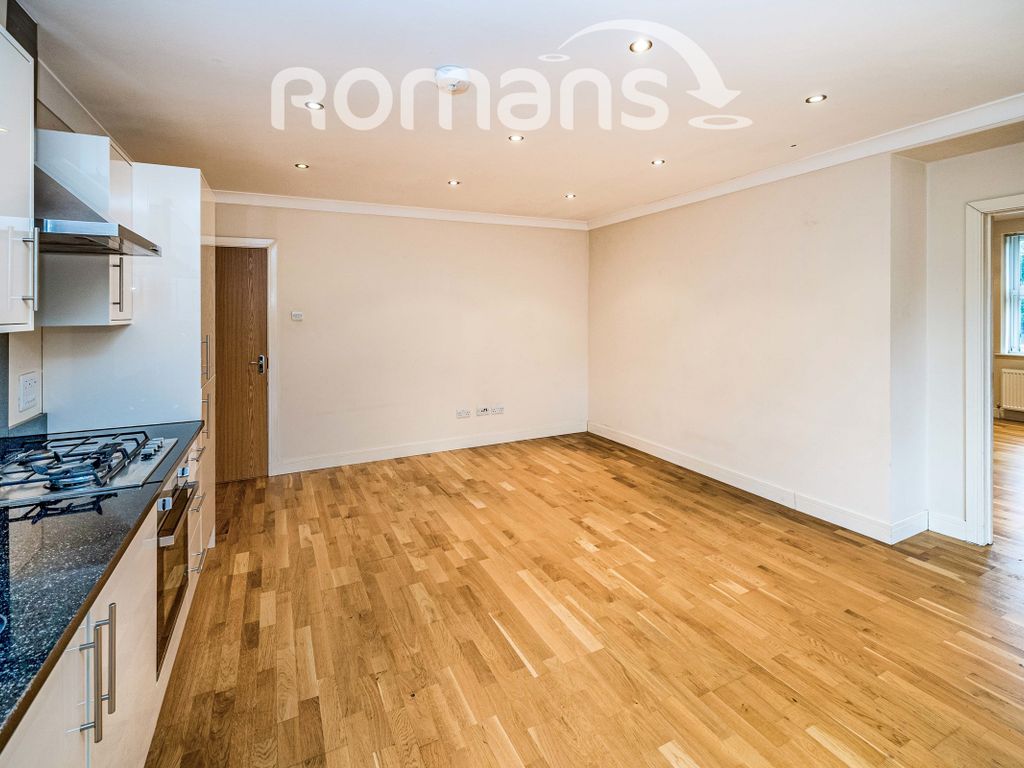 2 bed flat to rent in Christmas Lane, Farnham Common, Slough SL2 Zoopla