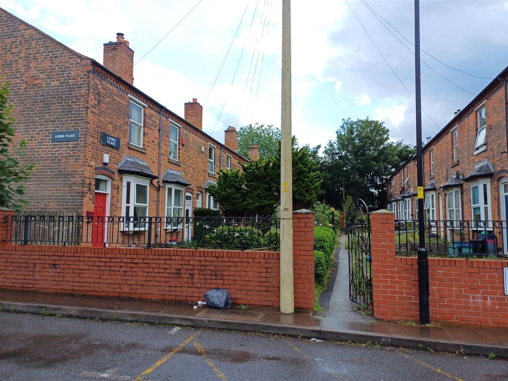 2 bed terraced house to rent in Louisa Place, Brookfield Road, Hockley
