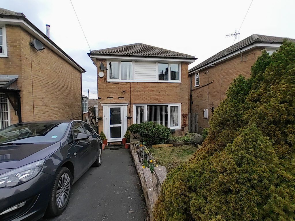 3 bed detached house for sale in Cranbrook Street, Clayton, Bradford
