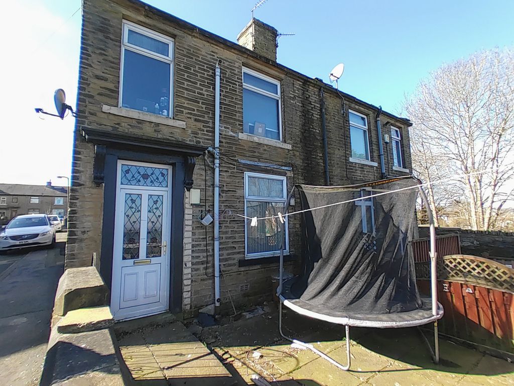 2 bed semidetached house for sale in Clayton Lane, Clayton, Bradford