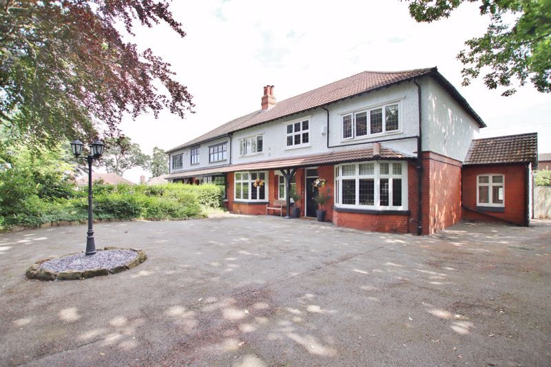 4 bed semidetached house for sale in Moreton Road, Upton, Wirral CH49
