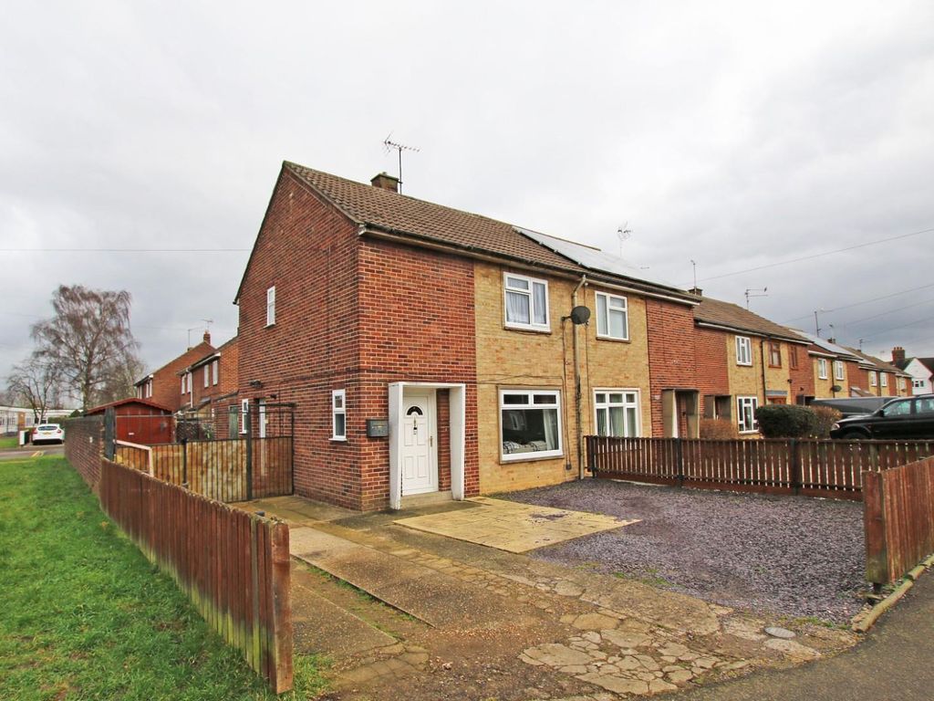 2 bed semidetached house for sale in Hallfields Lane, Gunthorpe