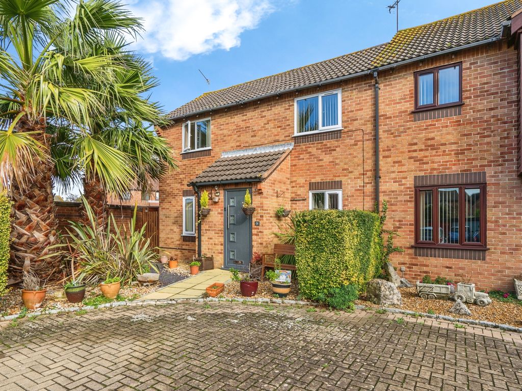 3 bed end terrace house for sale in Brampton Lane, Portsmouth