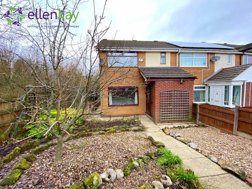 2 bed end terrace house to rent in Welbeck Close, Rochdale OL16 Zoopla