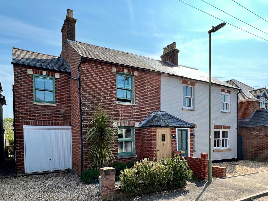 4 bed semidetached house for sale in Spring Road, Lymington SO41 Zoopla