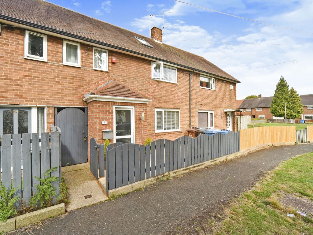 3 bed terraced house for sale in Frome Road, Hull, East Yorkshire HU8 Zoopla