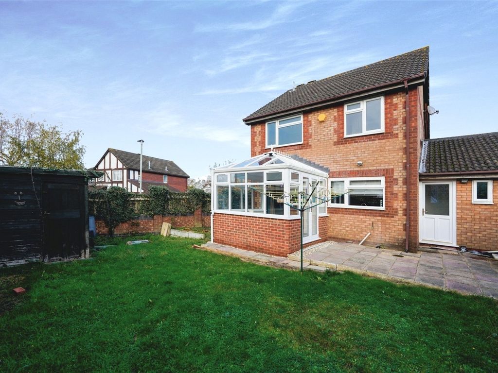 3 bed detached house for sale in Deerhurst Close, Abbeymead, Gloucester