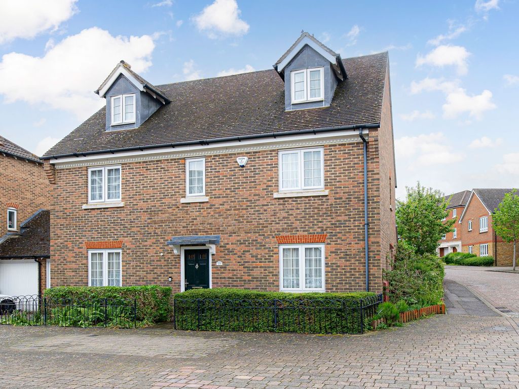 5 bed detached house for sale in Running Foxes Lane, Ashford TN23, £500,000 Zoopla