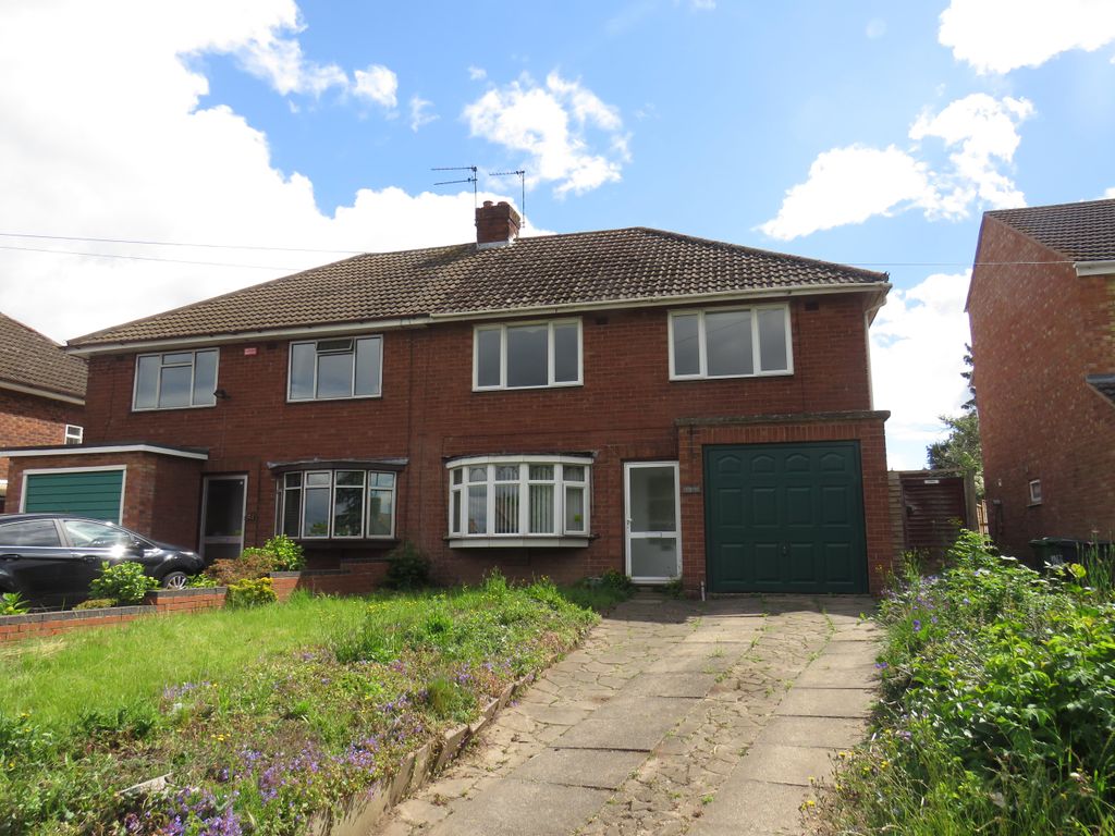 3 bed property to rent in Whitnash Road, Whitnash, Leamington Spa CV31