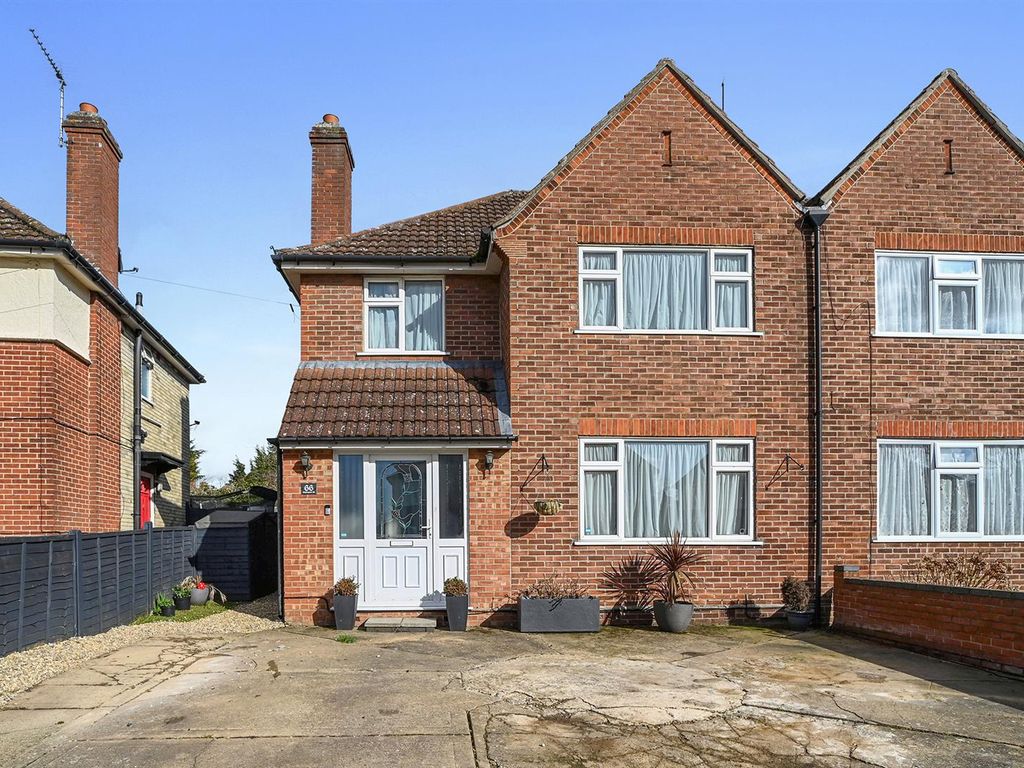 4 bed semidetached house for sale in Shakespeare Road, Ipswich IP1