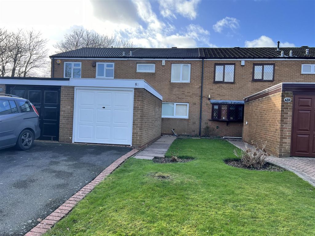 3 bed town house for sale in Falkland Way, Smithswood, Birmingham B36