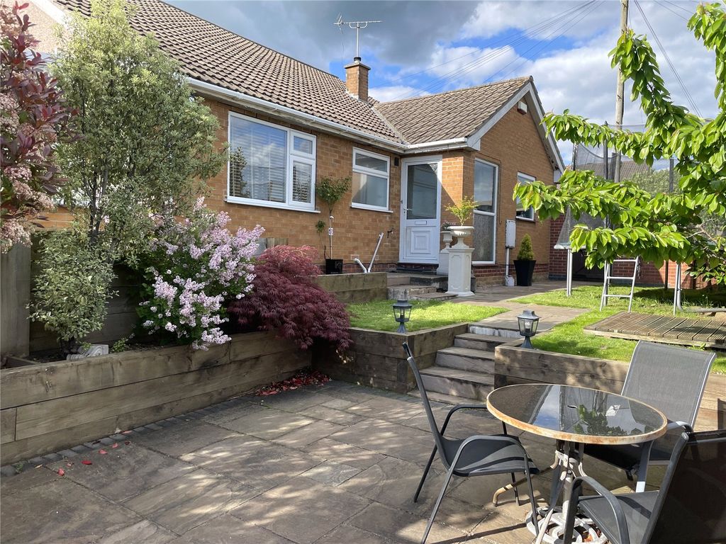 5 bed detached house for sale in Heather Close, Newthorpe, Nottingham