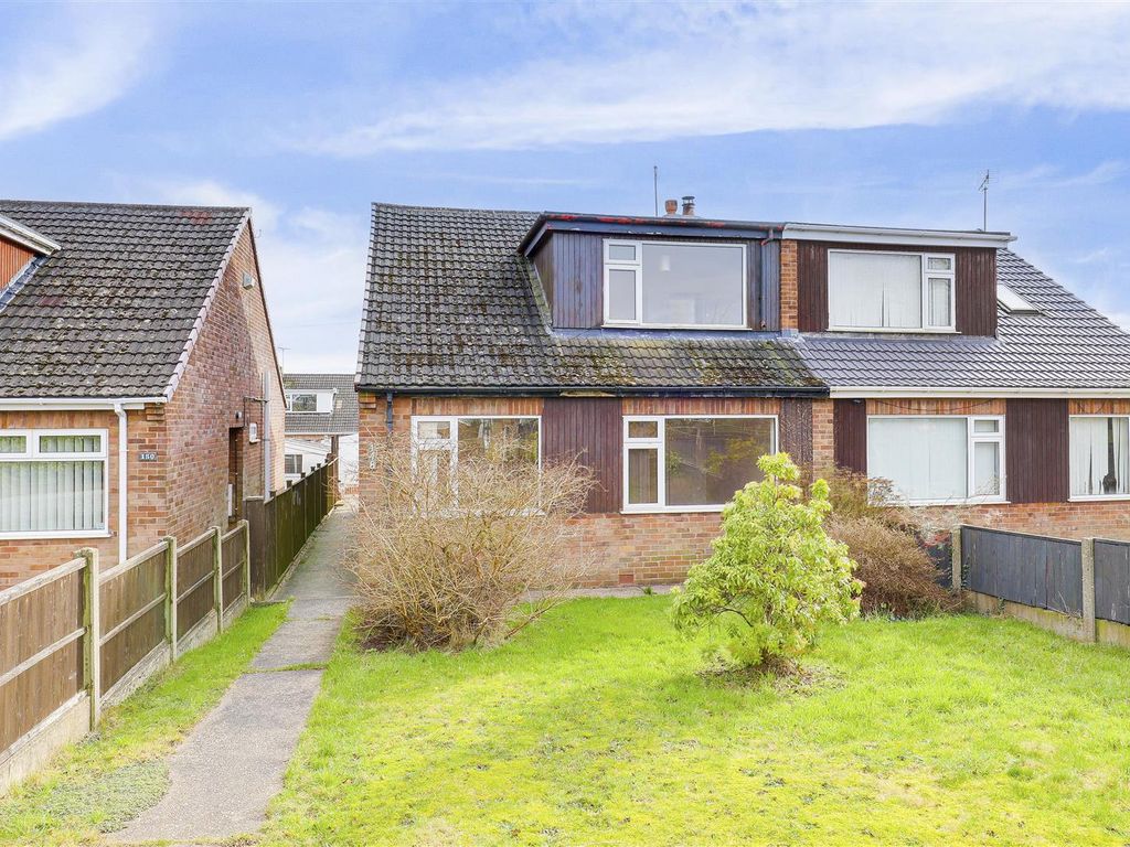 4 bed semidetached house for sale in Abbey Road, KirkbyInAshfield