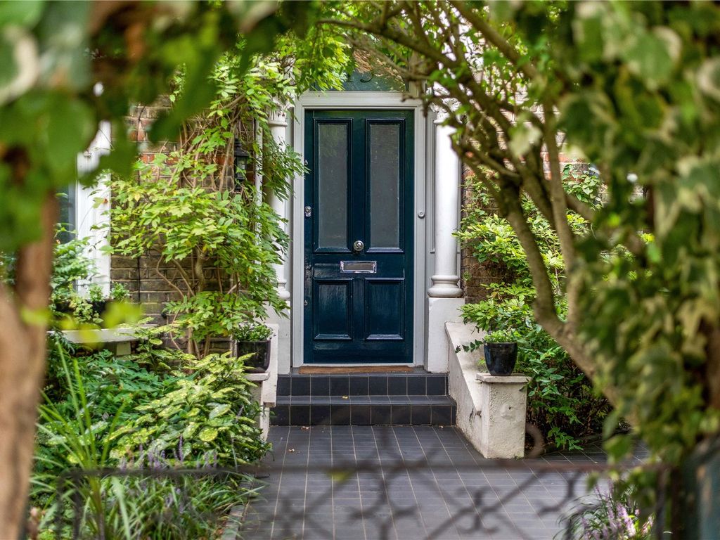 Crescent Way, London SE4