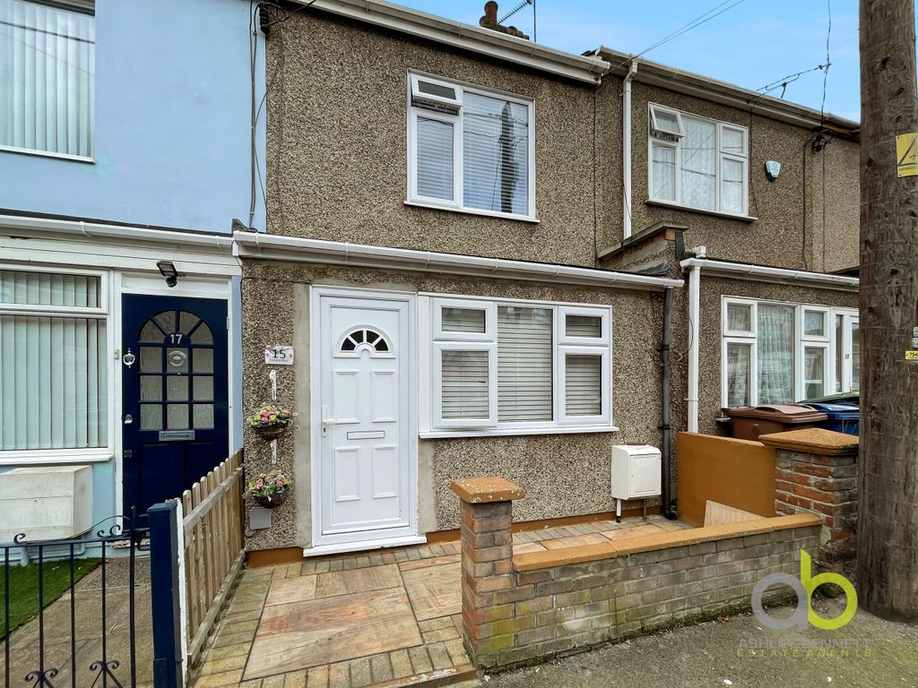 3 bed terraced house for sale in Rosedale Road, Grays RM17 Zoopla