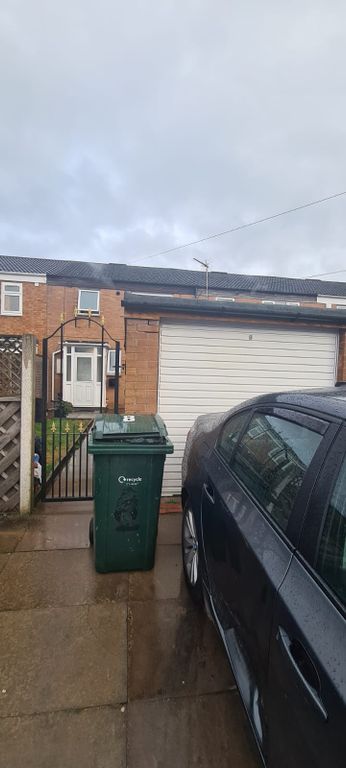 Hemsby Close, Coventry CV4  