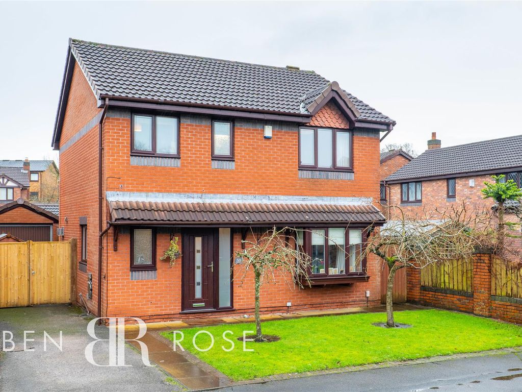 4 bed detached house for sale in Cam Wood Fold, ClaytonLeWoods