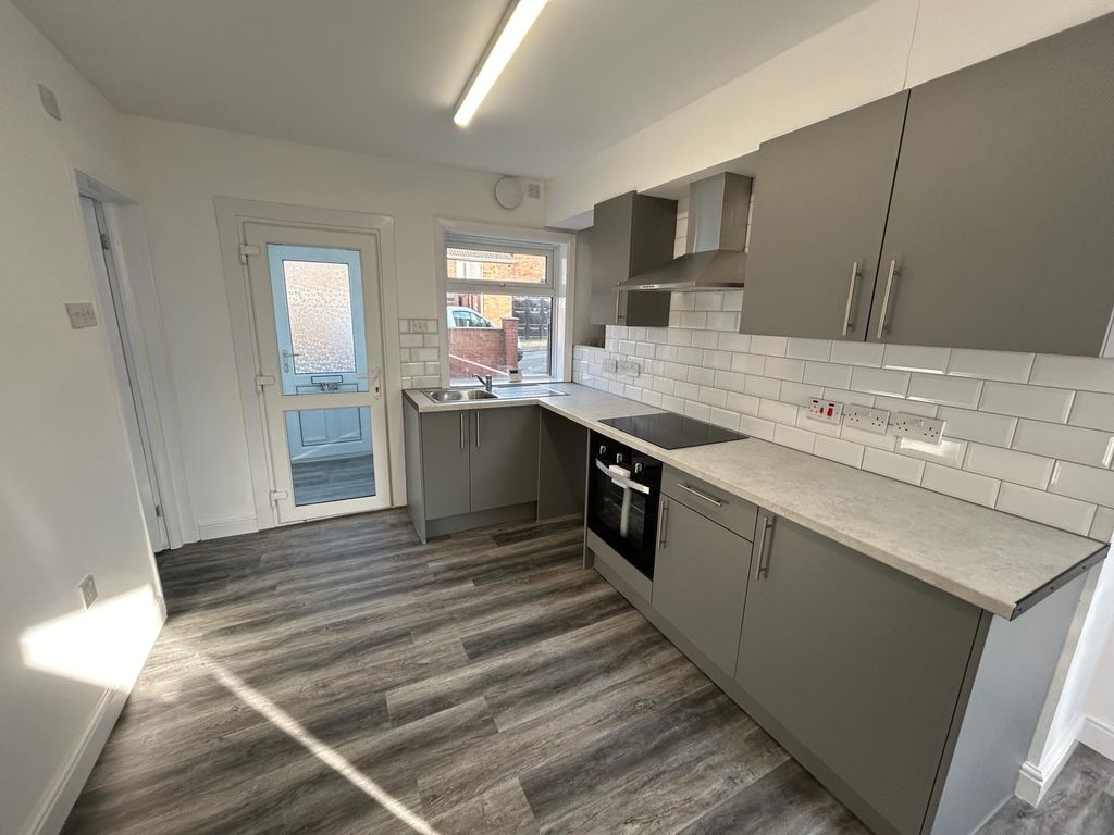 3 bed terraced house to rent in Matthews Road, Murton, Seaham SR7, £625