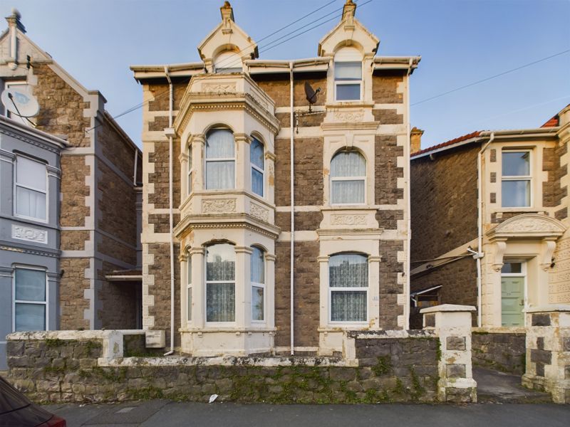 6 bed semidetached house for sale in Severn Road, WestonSuperMare