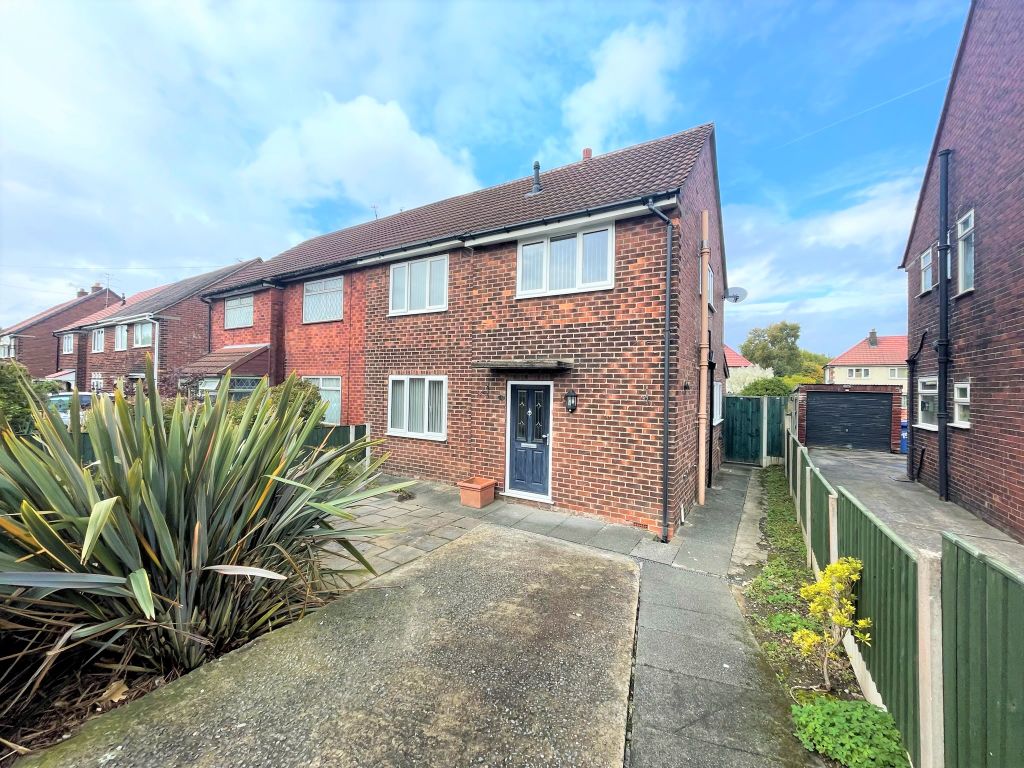 3 bed semidetached house for sale in Bridge Avenue, Woodley, Stockport