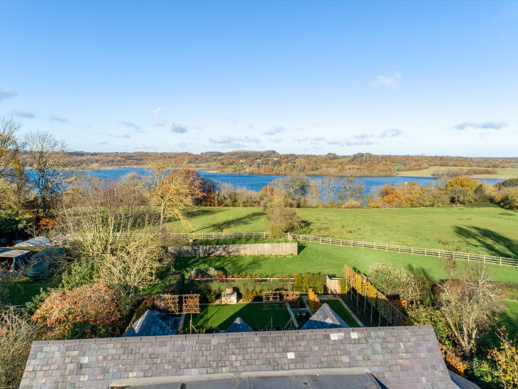 5 bed detached house for sale in Ketton Road, Hambleton, Oakham