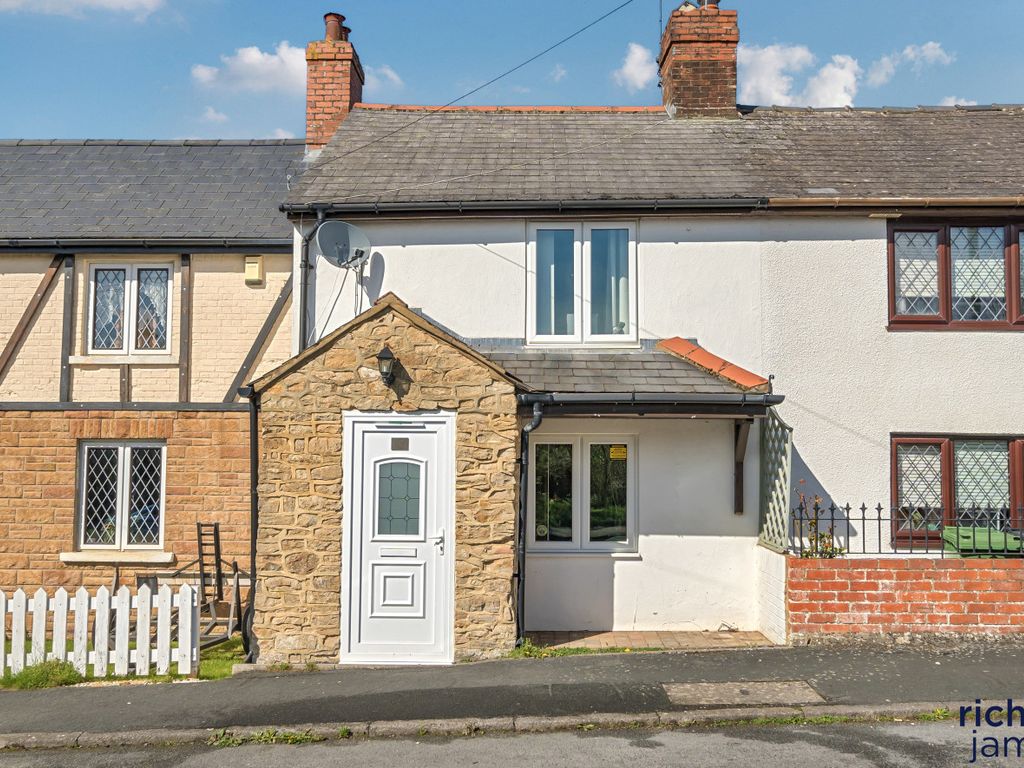 3 bed semidetached house for sale in Coate, Swindon, Wiltshire SN3