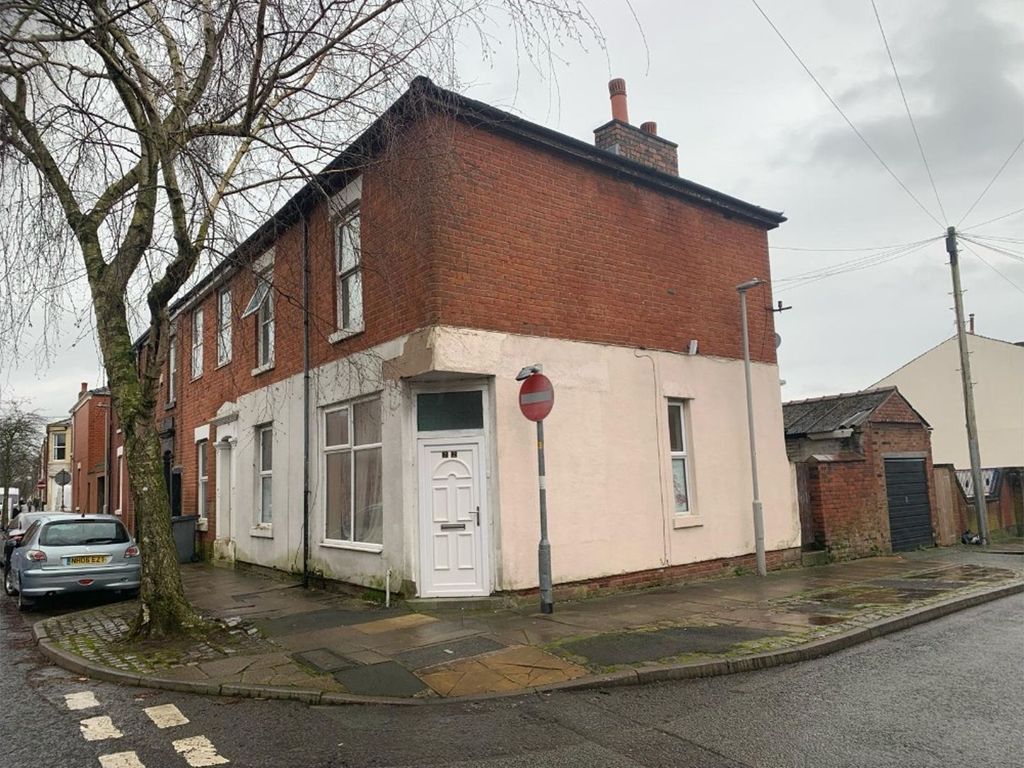 3 bed semidetached house for sale in Charnock Street, Preston PR1, £