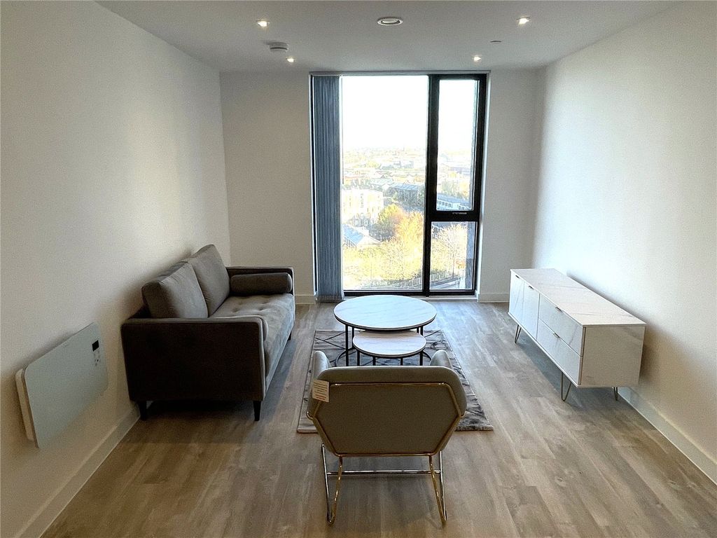 1 bed flat to rent in Fiftyfive, 55 Queen Street, Salford M3 Zoopla