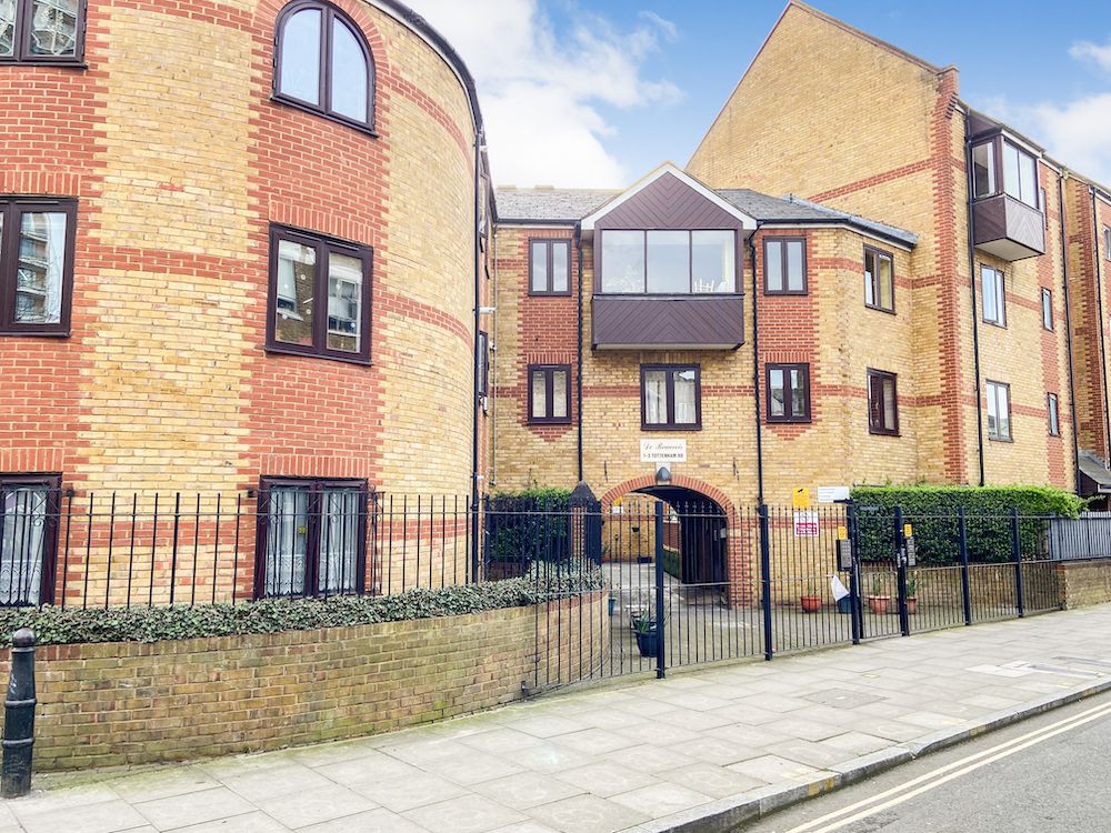 1 bed flat for sale in Tottenham Road, London N1, £250,000 Zoopla