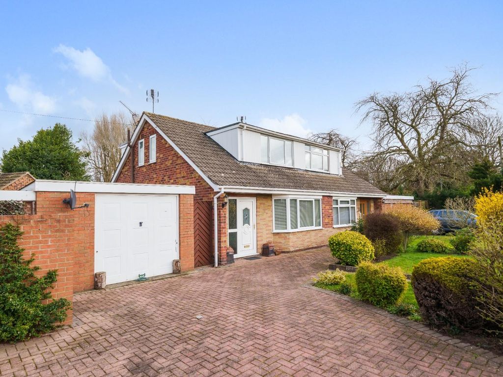 3 bed semidetached house for sale in Broadacres, Carlton, Goole DN14