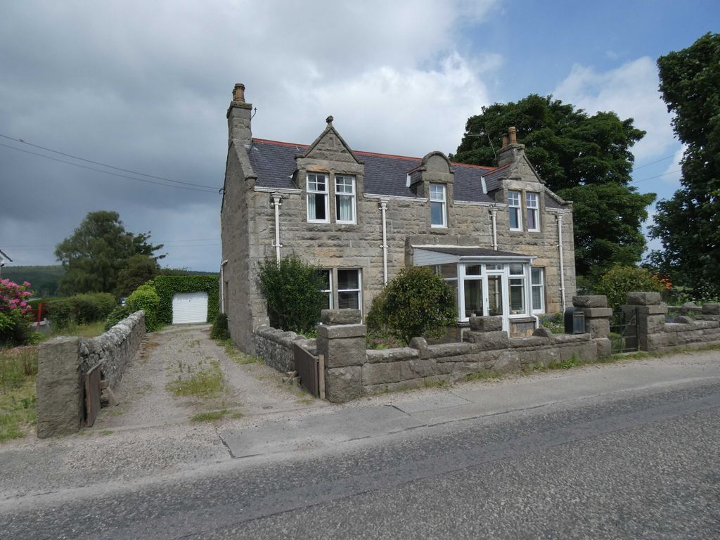 3 bed detached house for sale in Pluscarden Road, Elgin IV30, £330,000 Zoopla