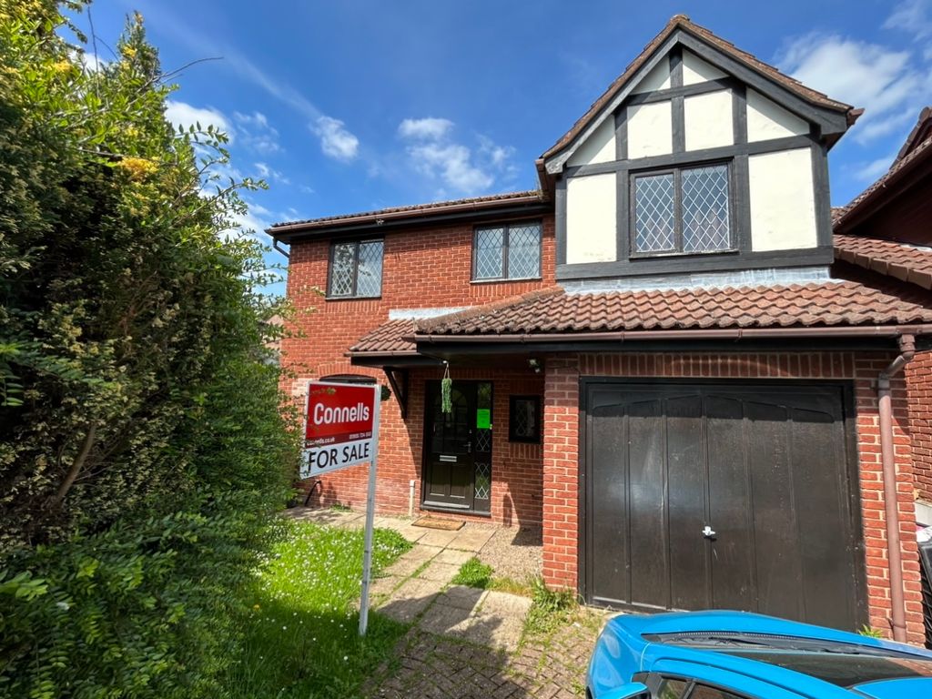 4 bed detached house for sale in Snowberry Avenue, Home Meadow