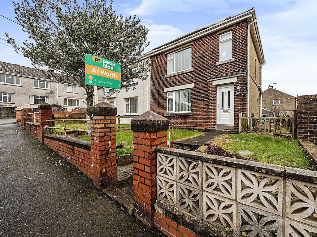 2 bed semidetached house for sale in Coronation Street, Bryn, Port