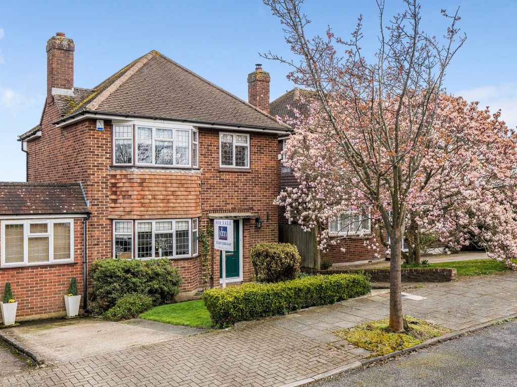 4 bed detached house for sale in Avebury Road, Orpington, Kent BR6 Zoopla