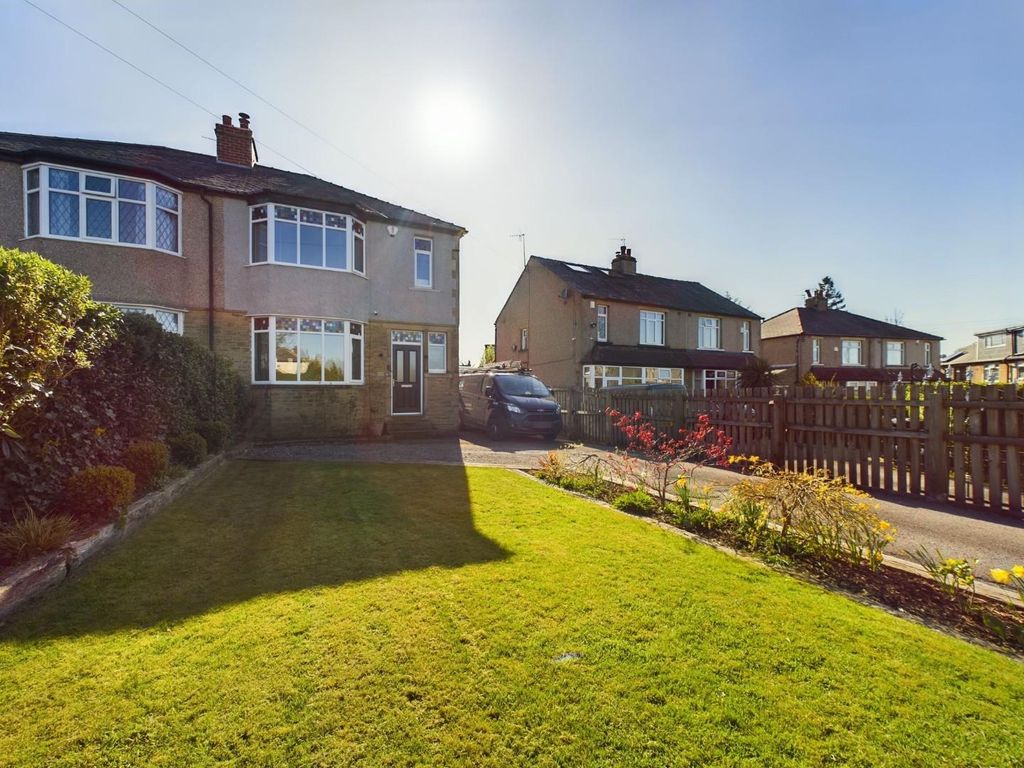 3 bed property for sale in Westwood Grove, Bradford BD2 Zoopla