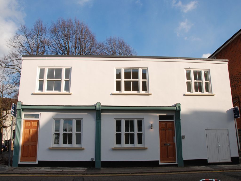 Haydon Place, Friary And St Nicolas GU1  