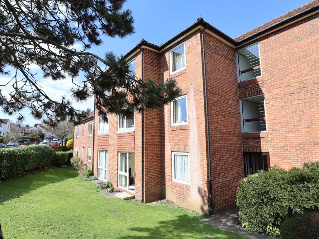 1 bed flat for sale in Roundwood Lane, Harpenden AL5 Zoopla