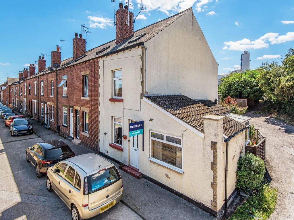 3 bed property for sale in Westfield Terrace, Tadcaster, North