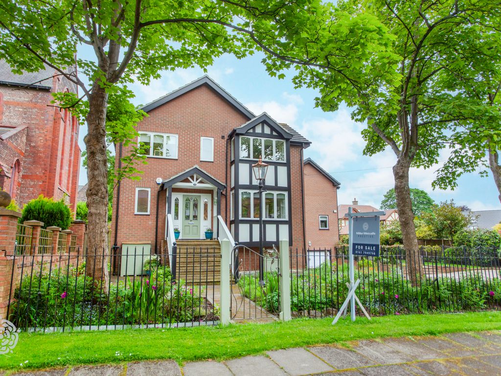 4 bed detached house for sale in Enfield Road, Eccles, Manchester