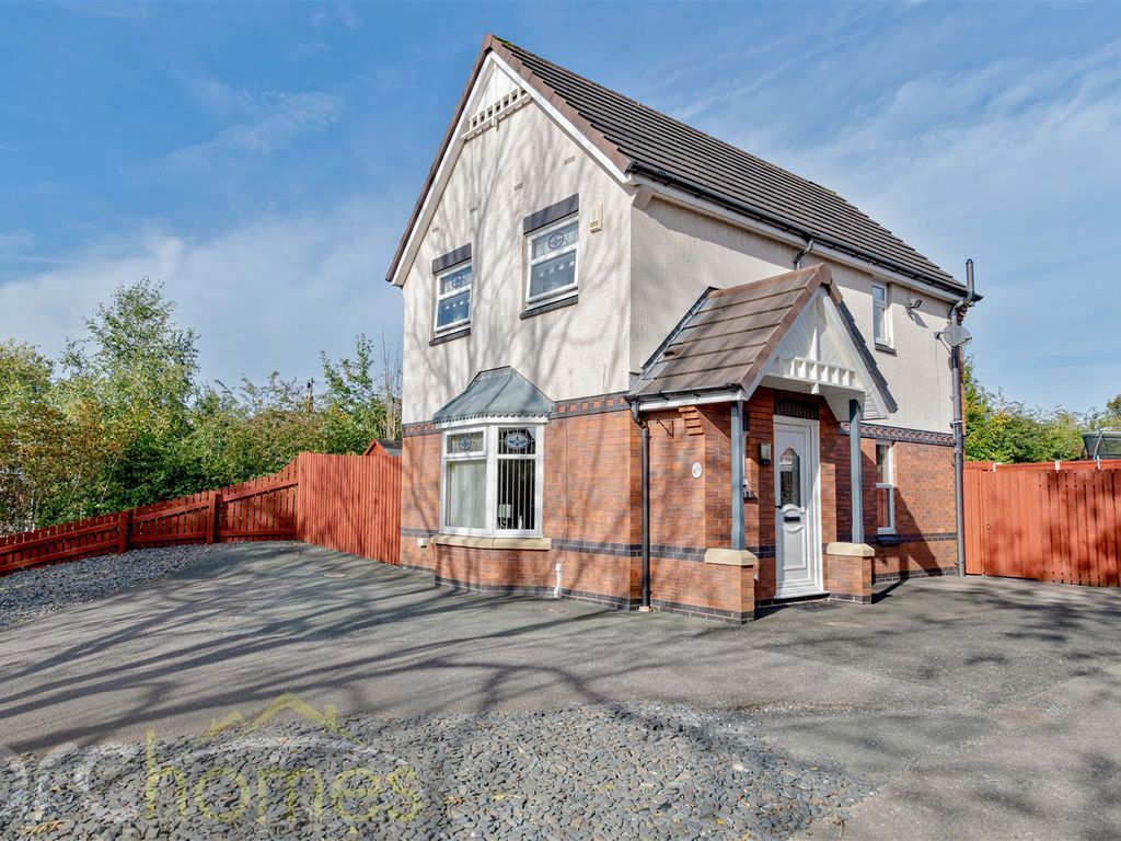 3 bed detached house for sale in Holden Road, Leigh WN7, £260,000 Zoopla