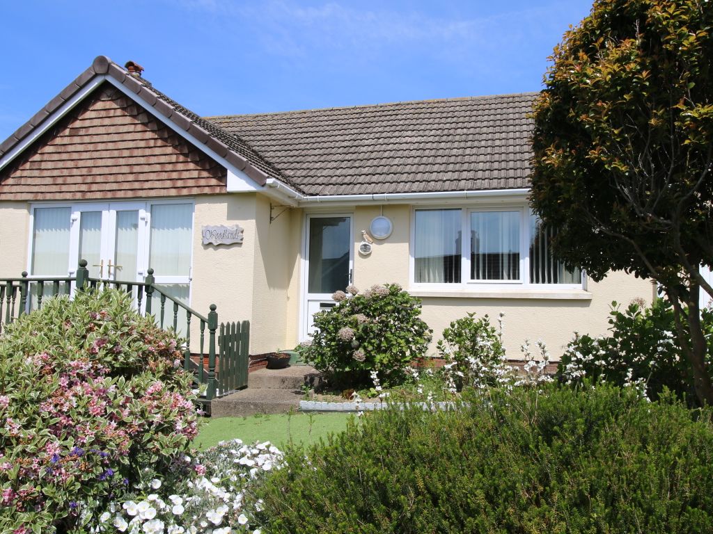 2 bed detached bungalow for sale in Fern Way, EX34 Zoopla