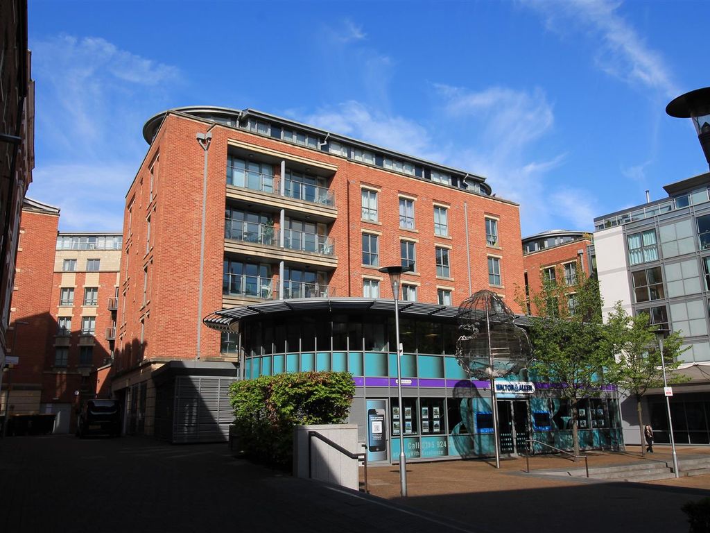 Adams Walk, Nottingham NG1  