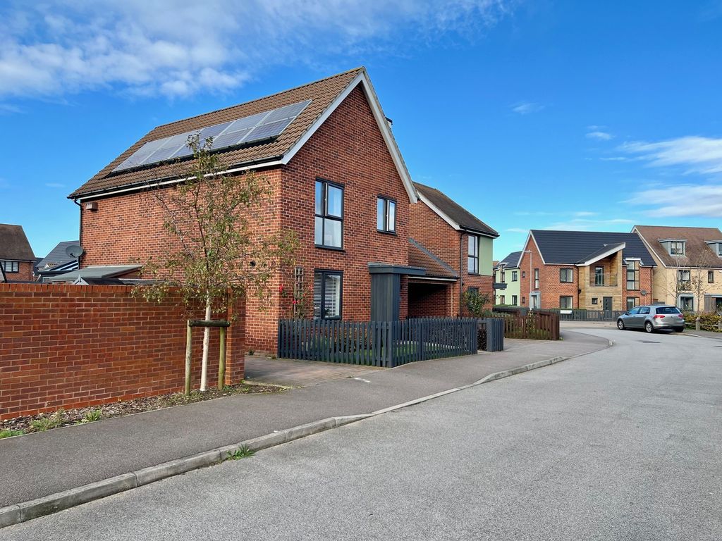 6 bed detached house for sale in Vickers Way, Upper Cambourne