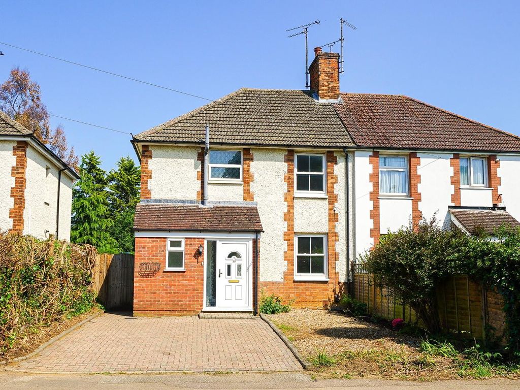 3 bed semidetached house for sale in Heath Road, Leighton Buzzard LU7